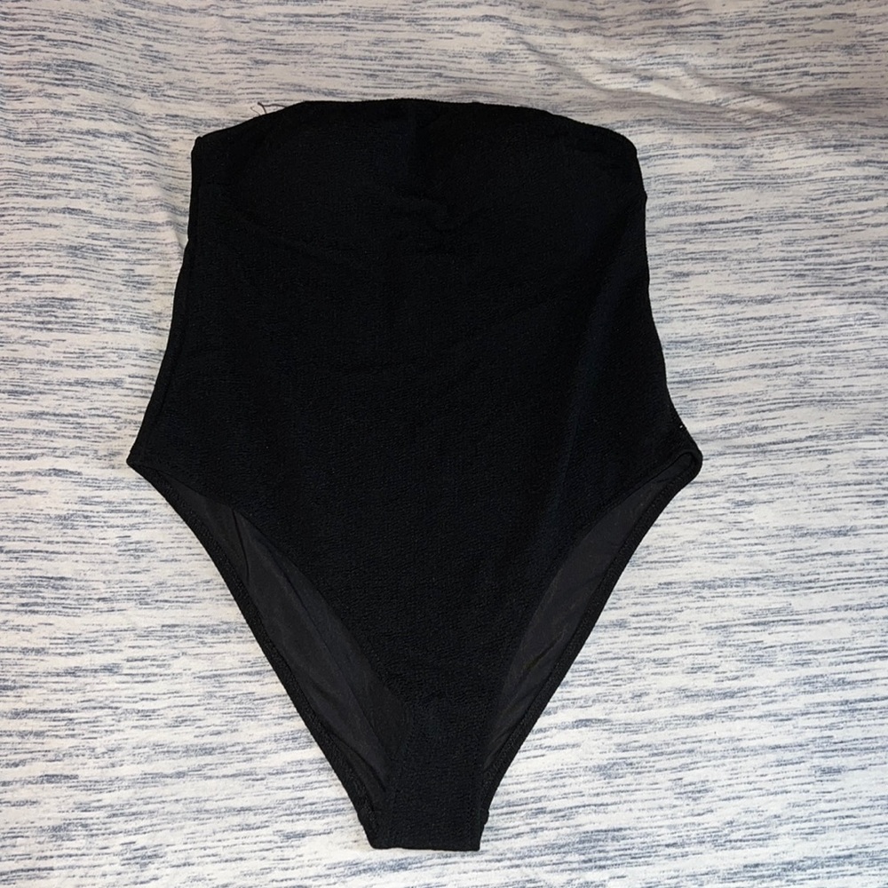 baiting suit